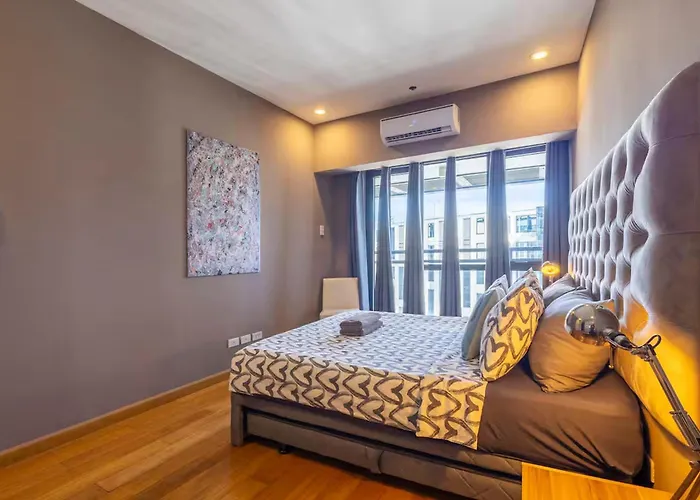 Holiday home Versace-inspired Milano Residences