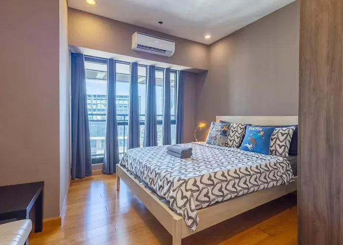 Holiday home Versace-inspired Milano Residences *